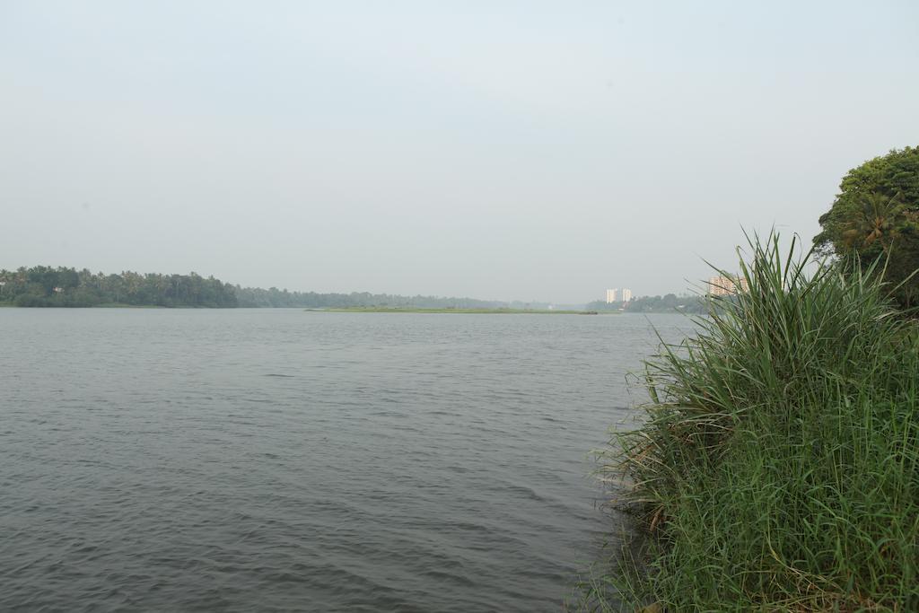 The Health Village Alwaye 外观 照片
