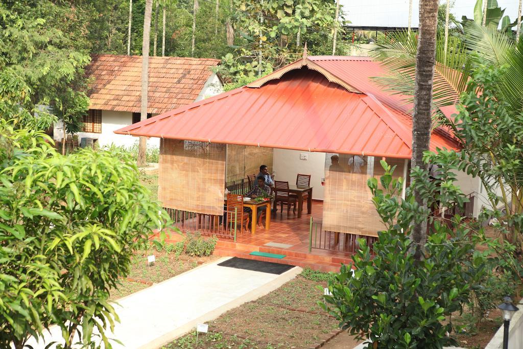 The Health Village Alwaye 外观 照片
