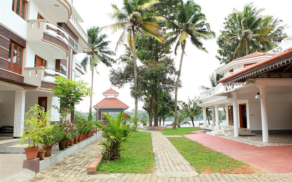 The Health Village Alwaye 外观 照片